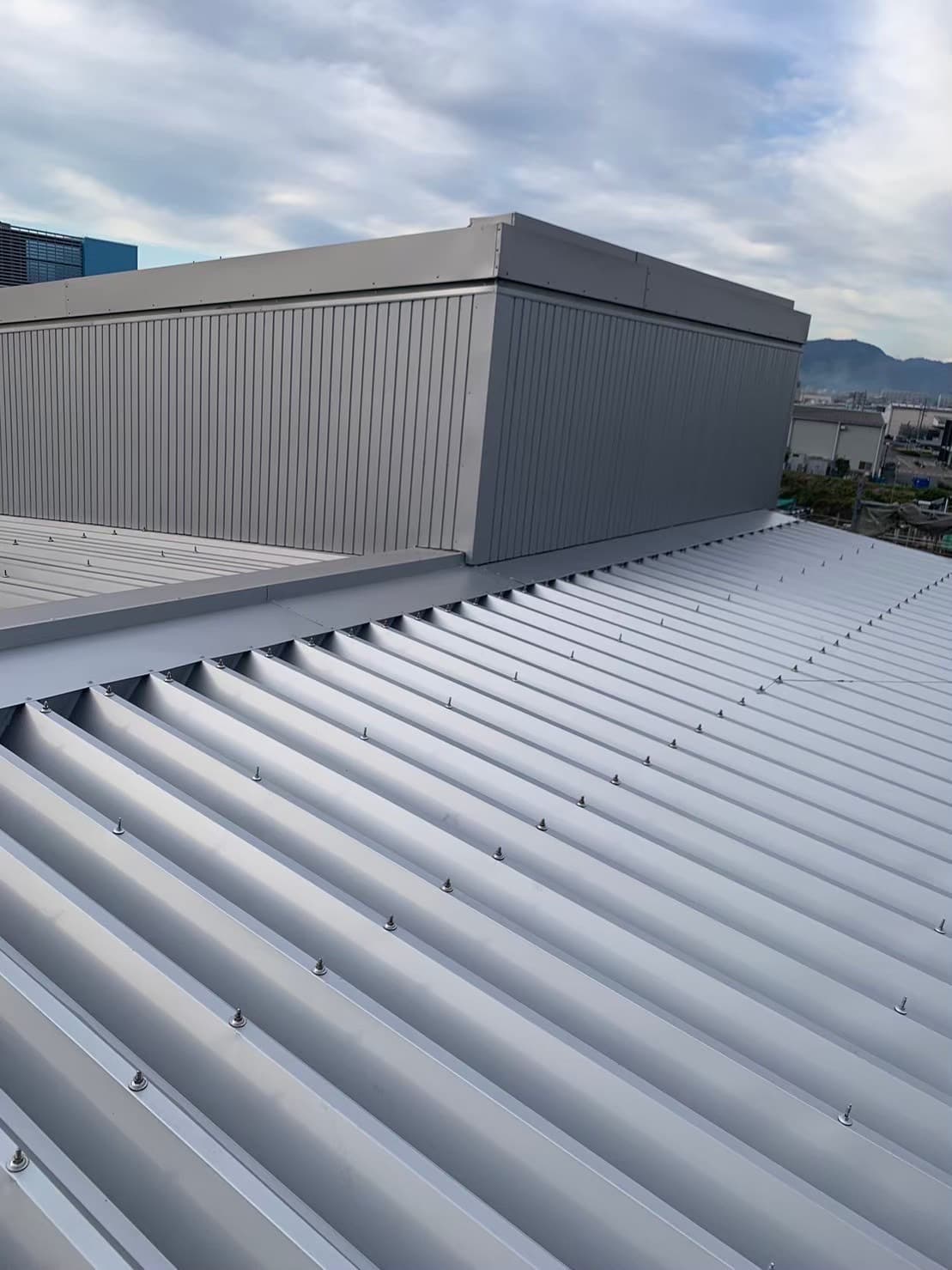 屋根工事の施工イメージ 4